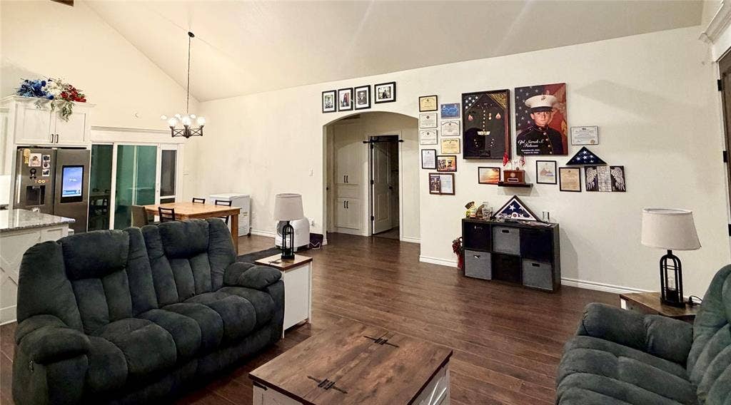 5022 Guadalupe Court, Granbury, TX 76048 5022 Guadalupe Court, Granbury, TX 76048