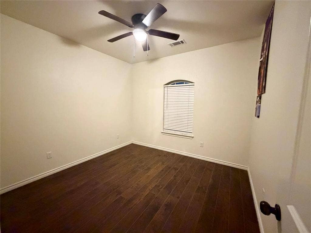 5022 Guadalupe Court, Granbury, TX 76048 5022 Guadalupe Court, Granbury, TX 76048