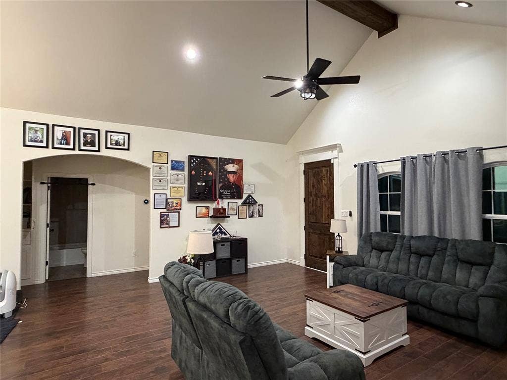 5022 Guadalupe Court, Granbury, TX 76048 5022 Guadalupe Court, Granbury, TX 76048