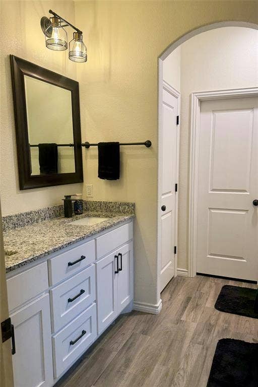 5022 Guadalupe Court, Granbury, TX 76048 5022 Guadalupe Court, Granbury, TX 76048