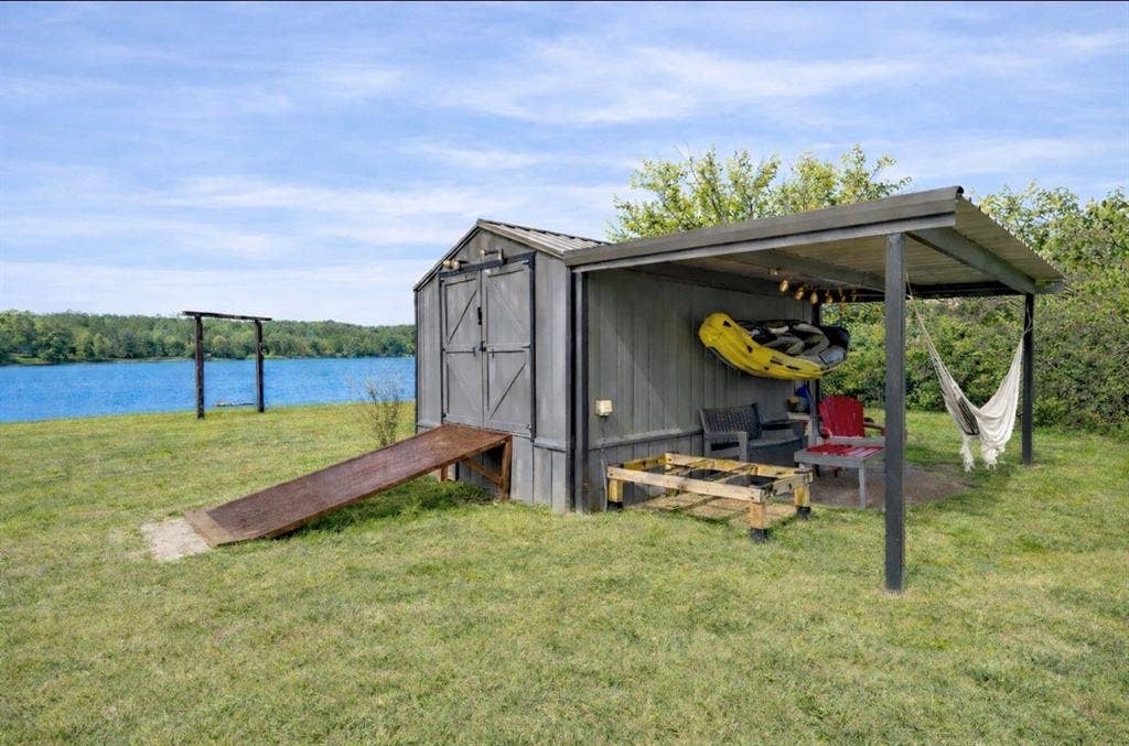 Full size WD within & water toys stored