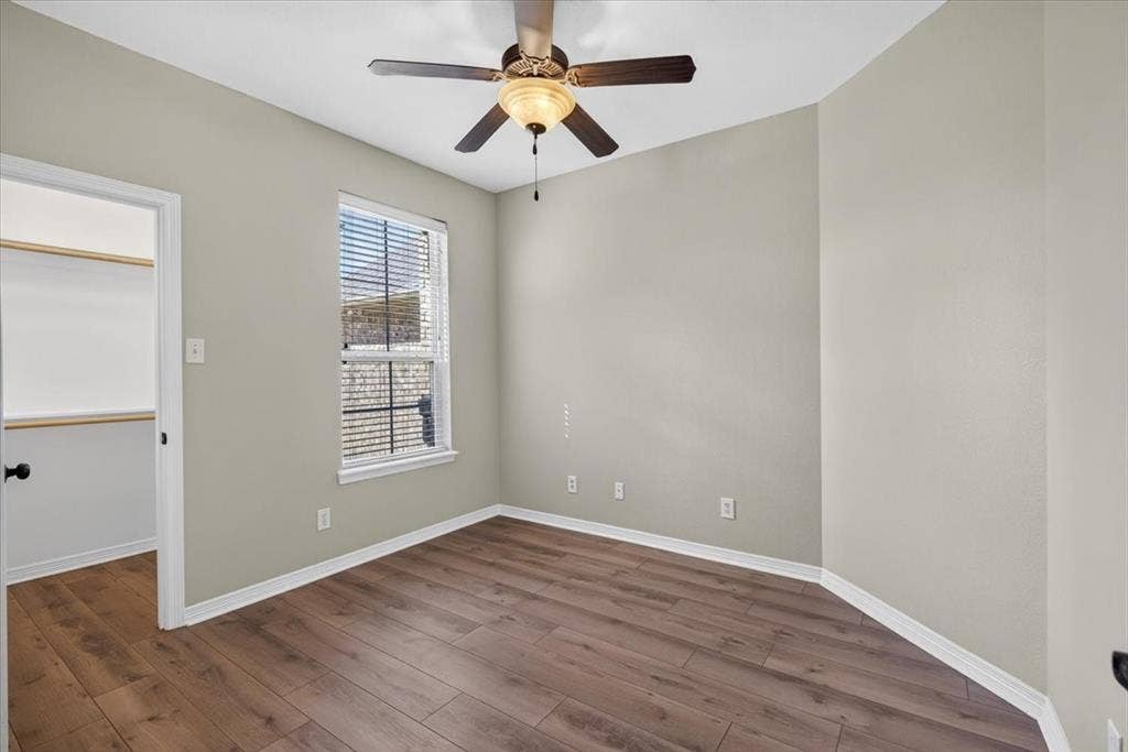 204 Bounding Main Street, Gun Barrel City, TX 75156 204 Bounding Main Street, Gun Barrel City, TX 75156
