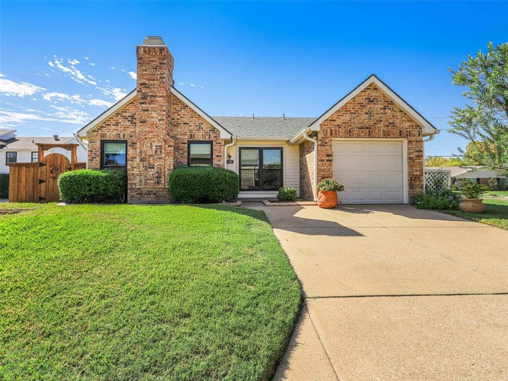 3013 Plumtree Lane, Plano, TX 75074 3013 Plumtree Lane, Plano, TX 75074