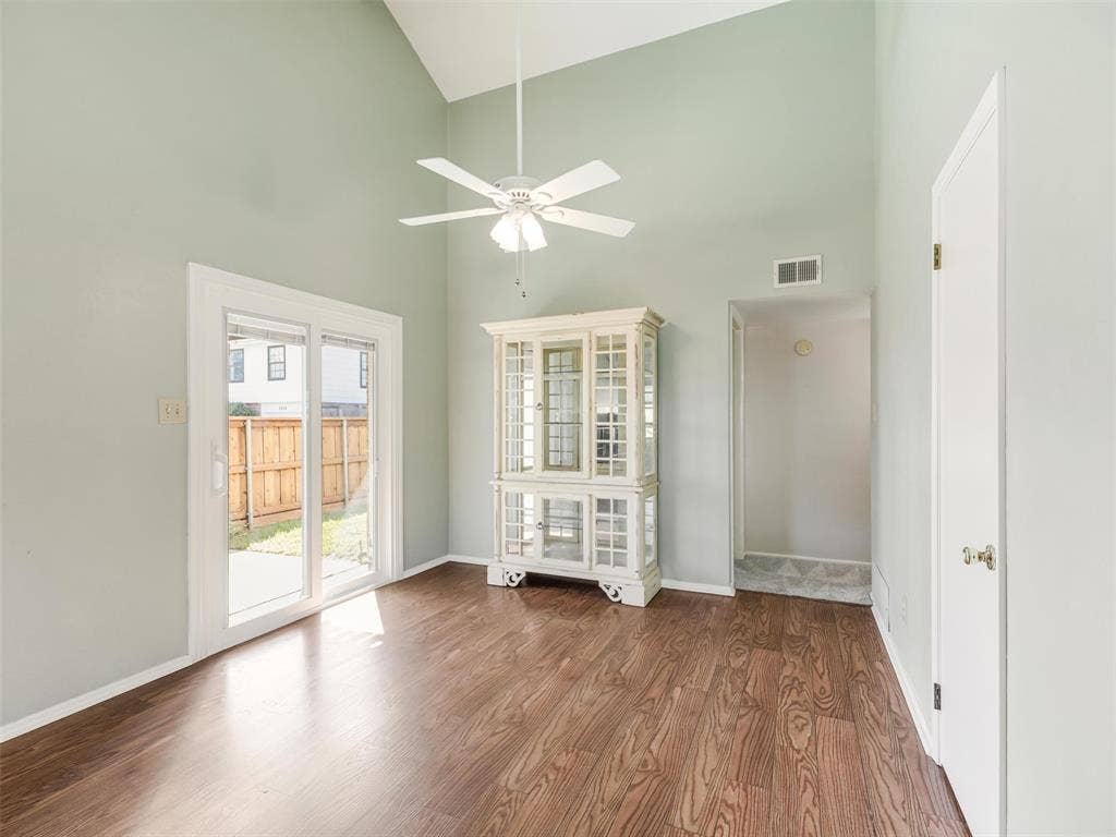 3013 Plumtree Lane, Plano, TX 75074 3013 Plumtree Lane, Plano, TX 75074