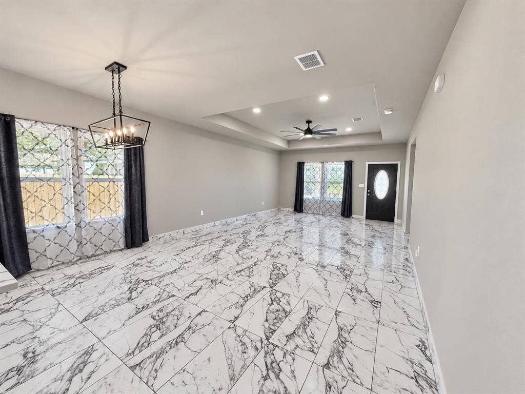 707 N Blanche Street, Terrell, TX 75160 707 N Blanche Street, Terrell, TX 75160