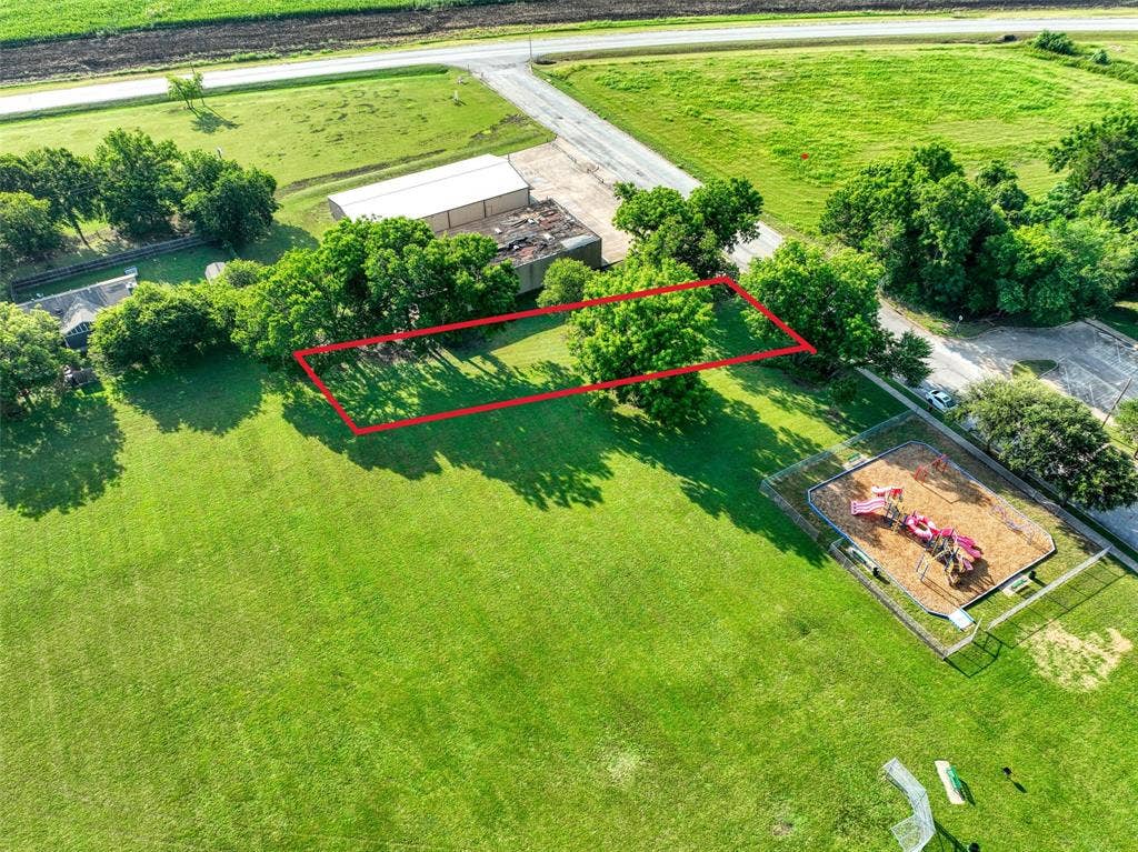 723 E Main Street, Lancaster, TX 75146 723 E Main Street, Lancaster, TX 75146