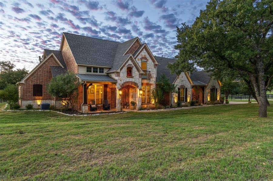 Property photo for 747 Cowley Road, Perrin, TX