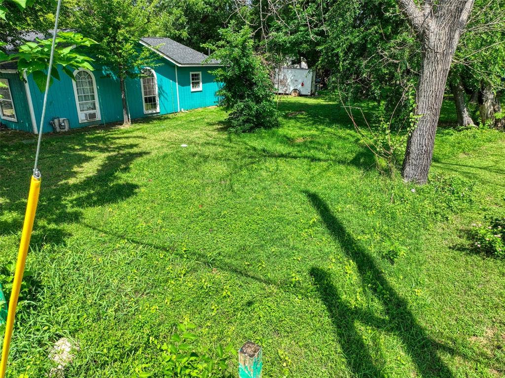 3907 Agnes Street, Dallas, TX 75210 3907 Agnes Street, Dallas, TX 75210