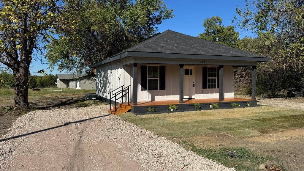 401 E Sanger Street, Celeste, TX 75423 401 E Sanger Street, Celeste, TX 75423
