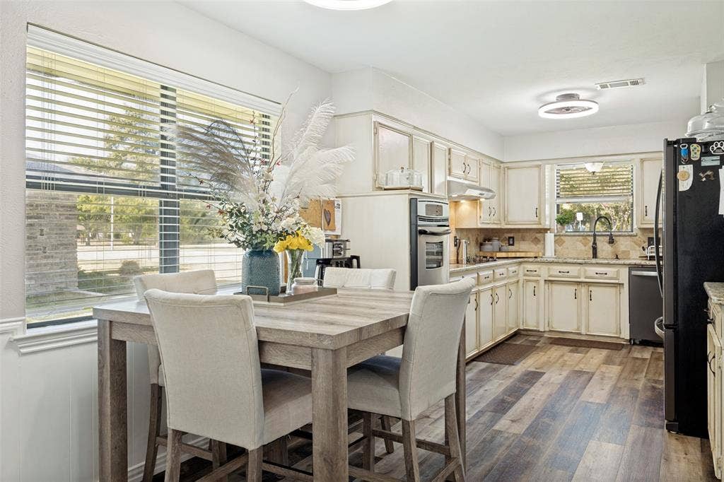 2617 Pinehurst Drive, Plano, TX 75075 2617 Pinehurst Drive, Plano, TX 75075