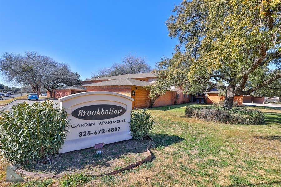 Property photo for 2600 Ivanhoe Lane, #302, Abilene, TX