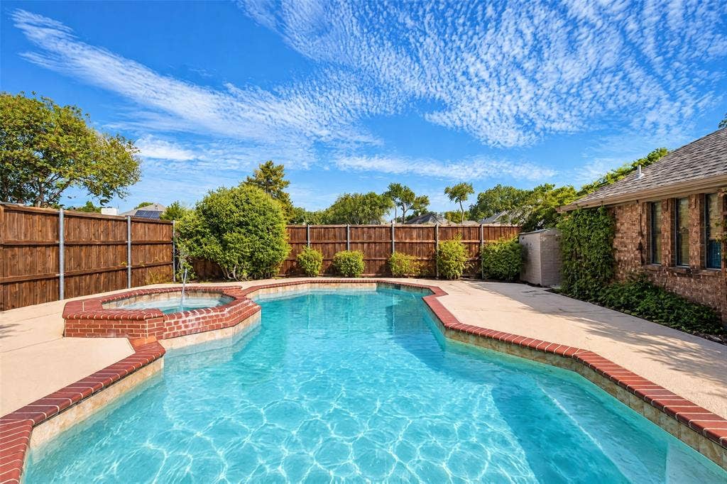 1237 STONEWALL Street, Garland, TX 75043 1237 STONEWALL Street, Garland, TX 75043