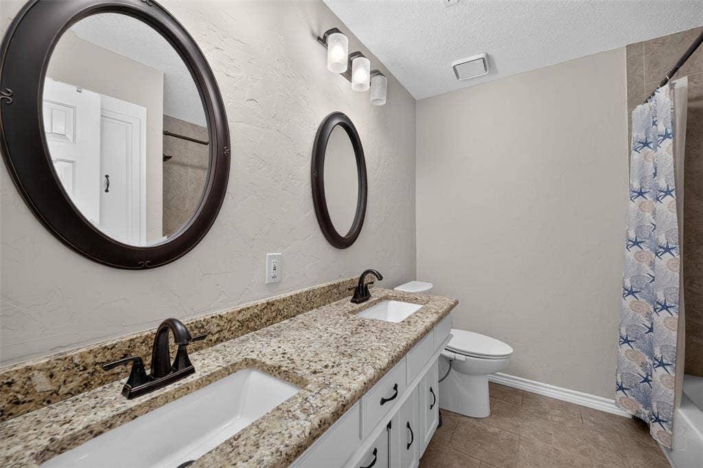 1237 STONEWALL Street, Garland, TX 75043 1237 STONEWALL Street, Garland, TX 75043