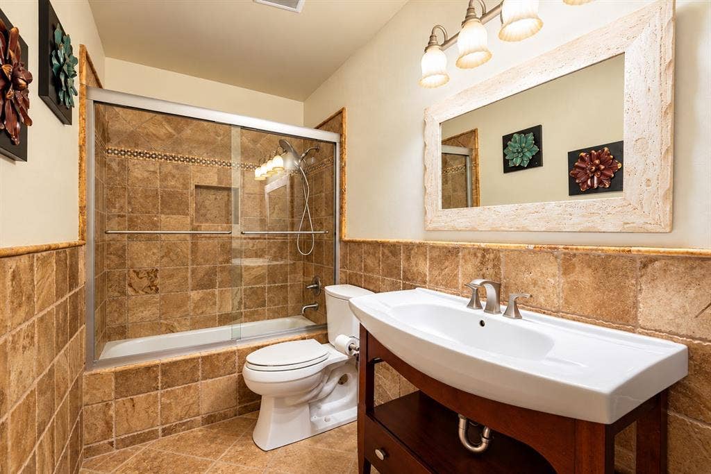 2801 Cascade Drive, Plano, TX 75025 2801 Cascade Drive, Plano, TX 75025