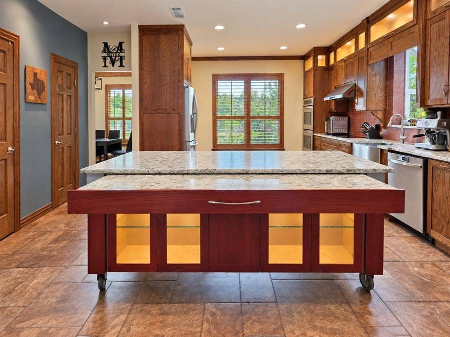 Property photo for 2801 Cascade Drive, Plano, TX