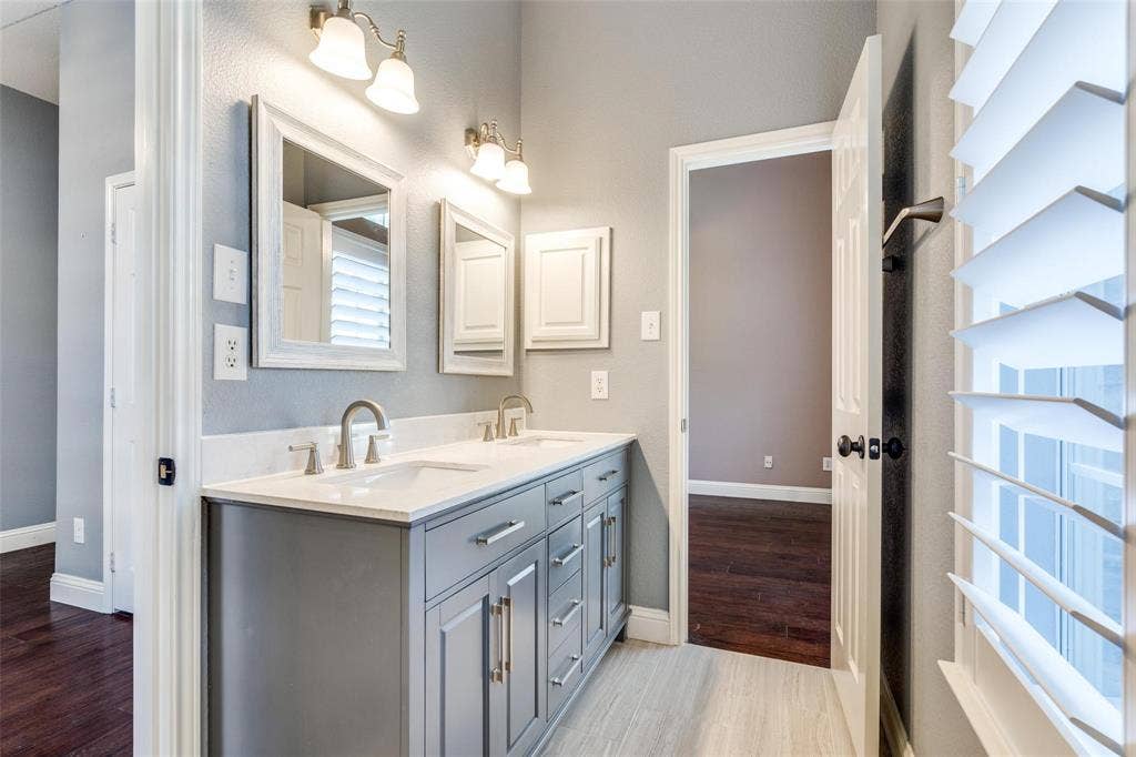 2913 Bellerive Drive, Plano, TX 75025 2913 Bellerive Drive, Plano, TX 75025