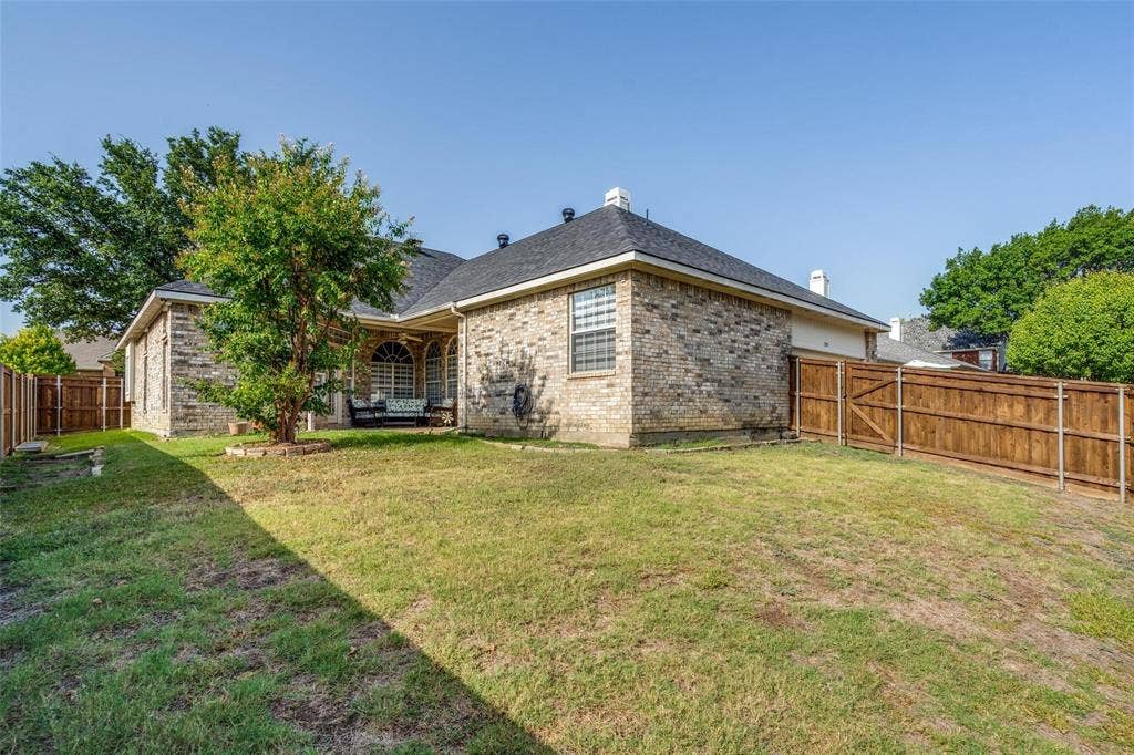 2913 Bellerive Drive, Plano, TX 75025 2913 Bellerive Drive, Plano, TX 75025
