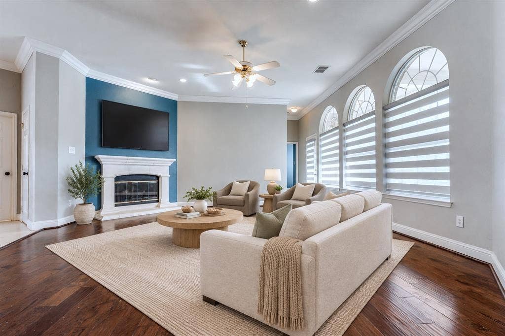 2913 Bellerive Drive, Plano, TX 75025 2913 Bellerive Drive, Plano, TX 75025