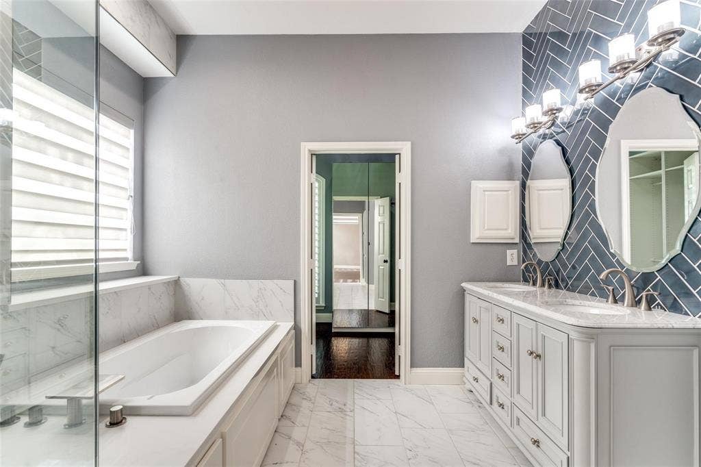 2913 Bellerive Drive, Plano, TX 75025 2913 Bellerive Drive, Plano, TX 75025