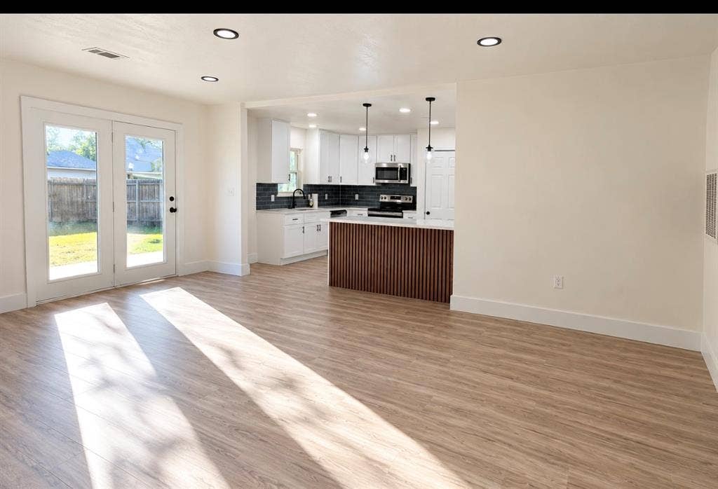 6220 Magnolia Lane, Rowlett, TX 75089 6220 Magnolia Lane, Rowlett, TX 75089
