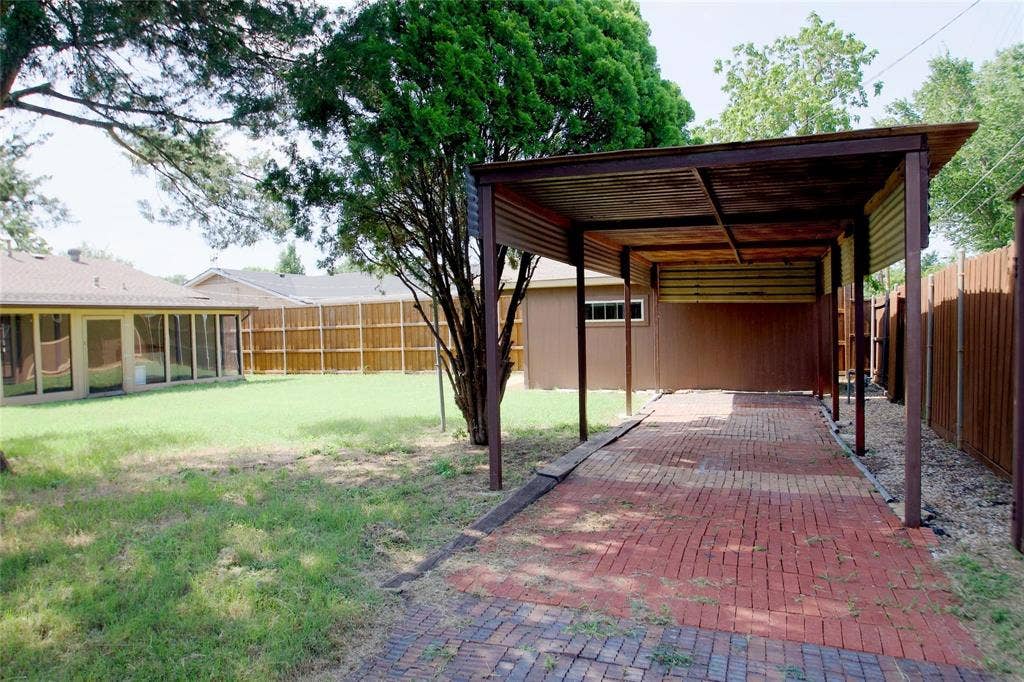 2708 N Avenue, Plano, TX 75074 2708 N Avenue, Plano, TX 75074