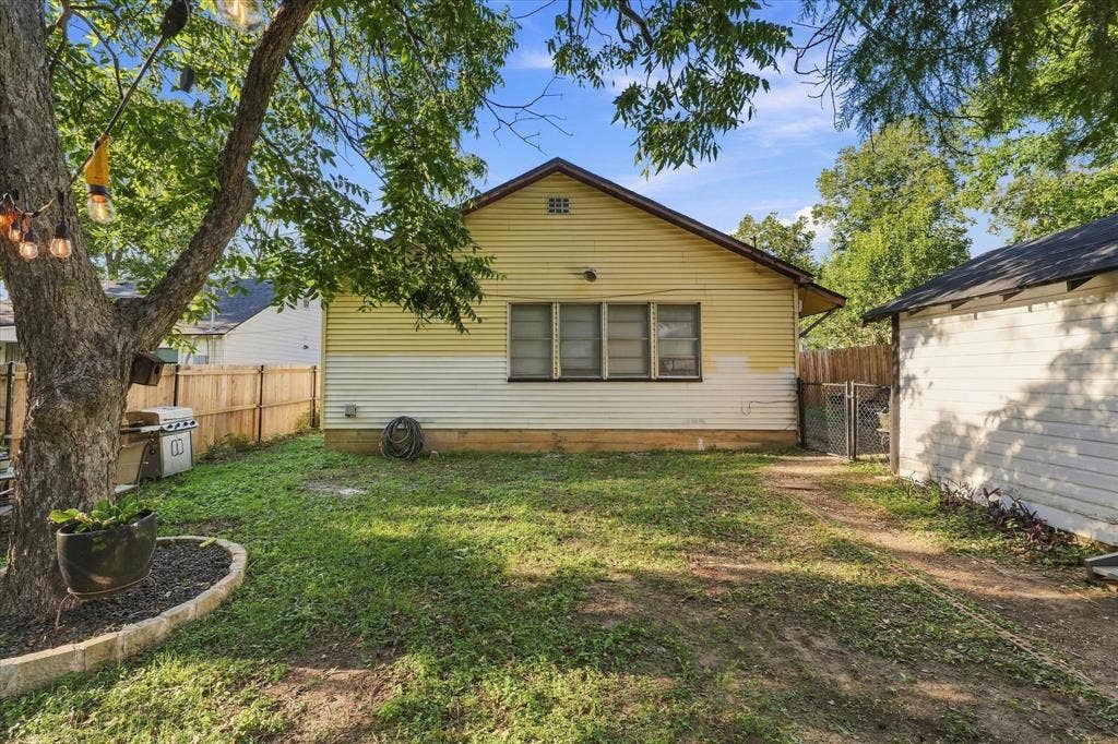 2108 Lyle Avenue, Waco, TX 76708 2108 Lyle Avenue, Waco, TX 76708