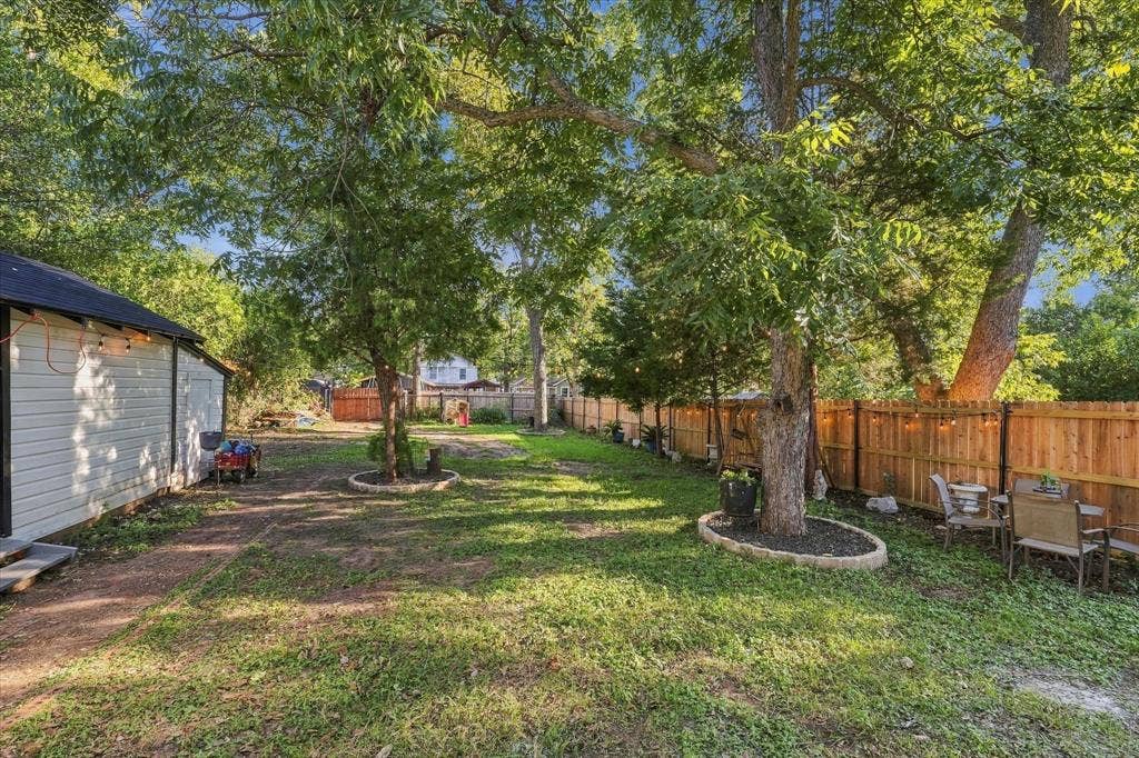 2108 Lyle Avenue, Waco, TX 76708 Great shade trees and space for entertaining!