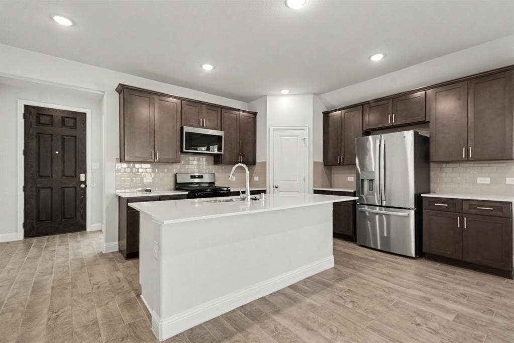 619 Rain Barrel Place, Celina, TX 75009 619 Rain Barrel Place, Celina, TX 75009