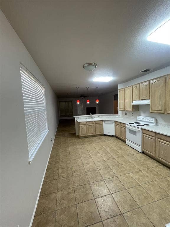 10606 Woodlands Trail, Rowlett, TX 75089 10606 Woodlands Trail, Rowlett, TX 75089