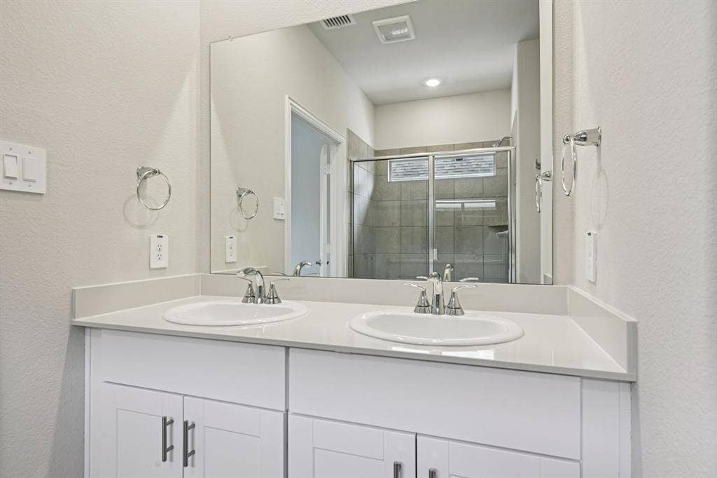 4120 Benbrook Drive, Farmersville, TX 75442 Photo is not of the actual home, but is an inspirational photo of builder’s model home and may depict options, furnishings, and/or decorator features that are not included.