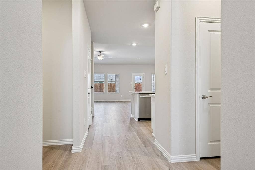 4120 Benbrook Drive, Farmersville, TX 75442 Photo is not of the actual home, but is an inspirational photo of builder’s model home and may depict options, furnishings, and/or decorator features that are not included.