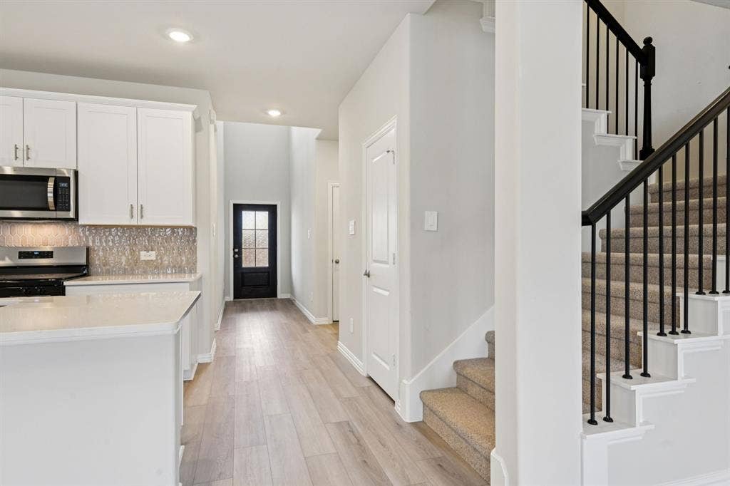 4120 Benbrook Drive, Farmersville, TX 75442 Photo is not of the actual home, but is an inspirational photo of builder’s model home and may depict options, furnishings, and/or decorator features that are not included.