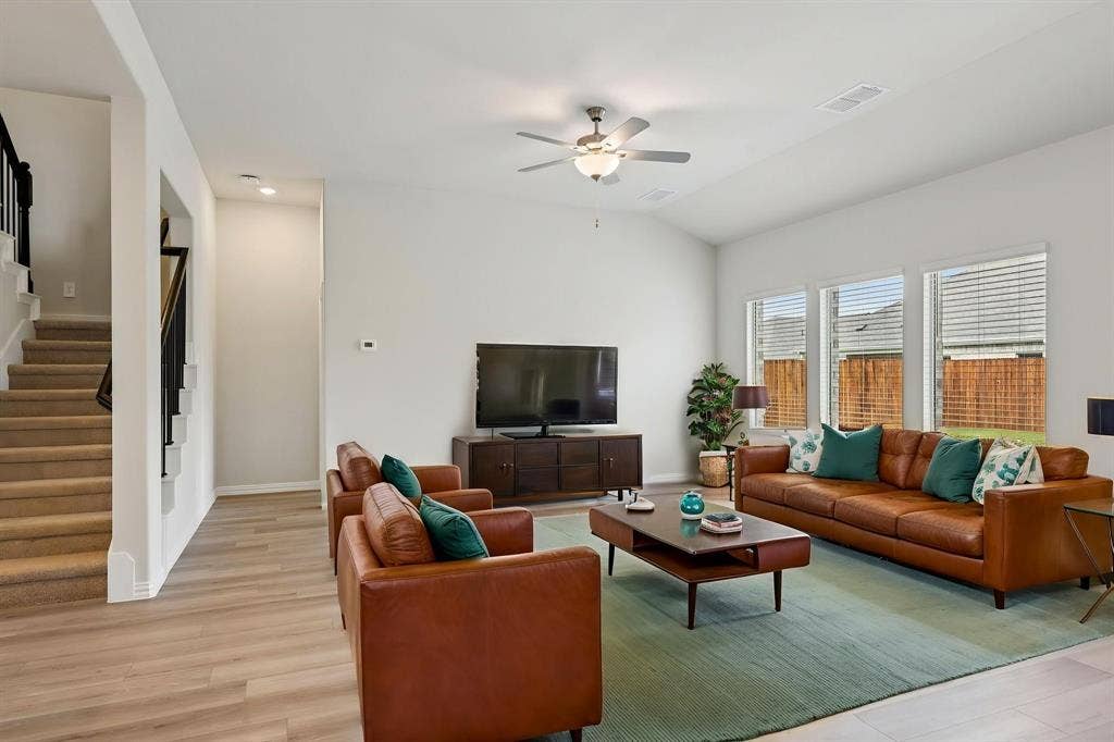 4120 Benbrook Drive, Farmersville, TX 75442 Photo is not of the actual home, but is an inspirational photo of builder’s model home and may depict options, furnishings, and/or decorator features that are not included.