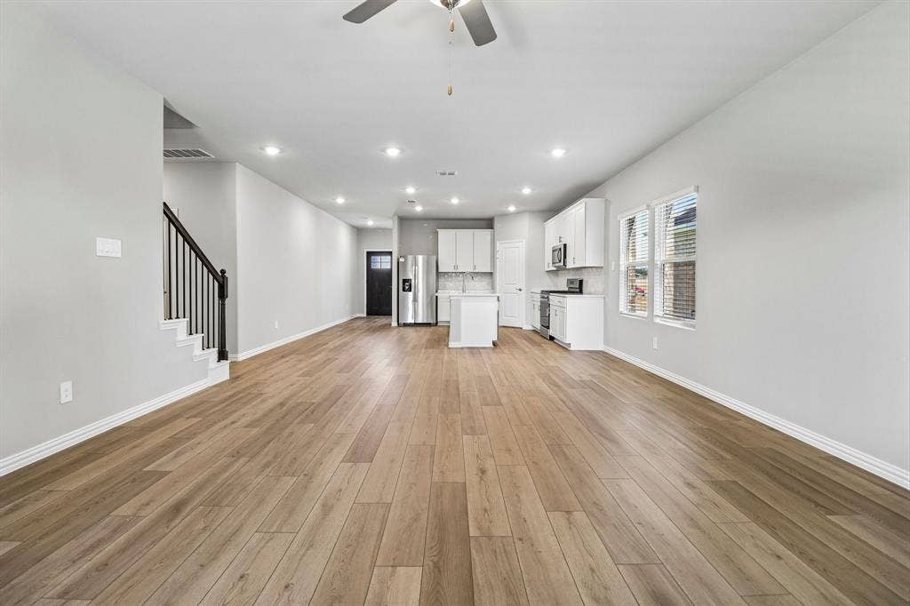 3507 Bastrop Drive, Farmersville, TX 75442 Photo is not of the actual home, but is an inspirational photo of builder’s model home and may depict options, furnishings, and/or decorator features that are not included.
