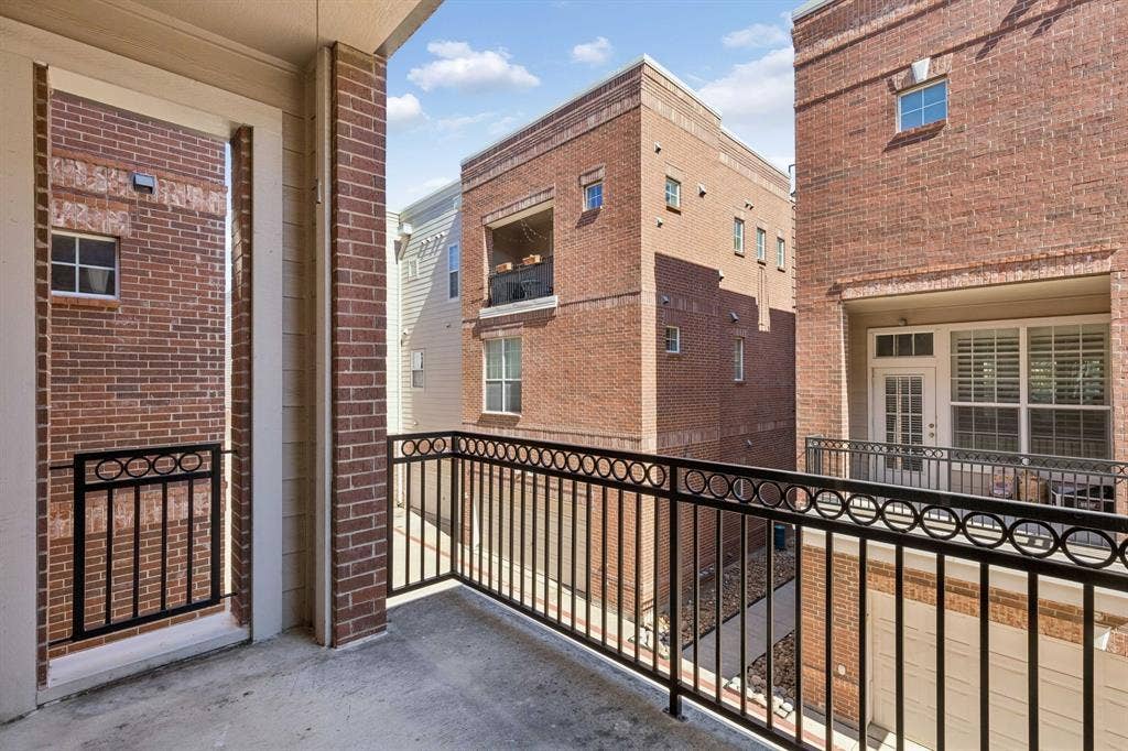 15730 Seabolt Place, Addison, TX 75001 15730 Seabolt Place, Addison, TX 75001