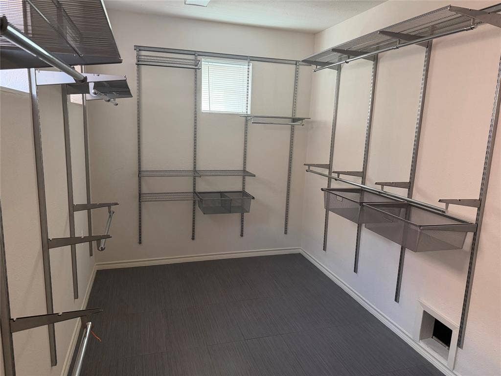 15730 Seabolt Place, Addison, TX 75001 Large primary walk in closet