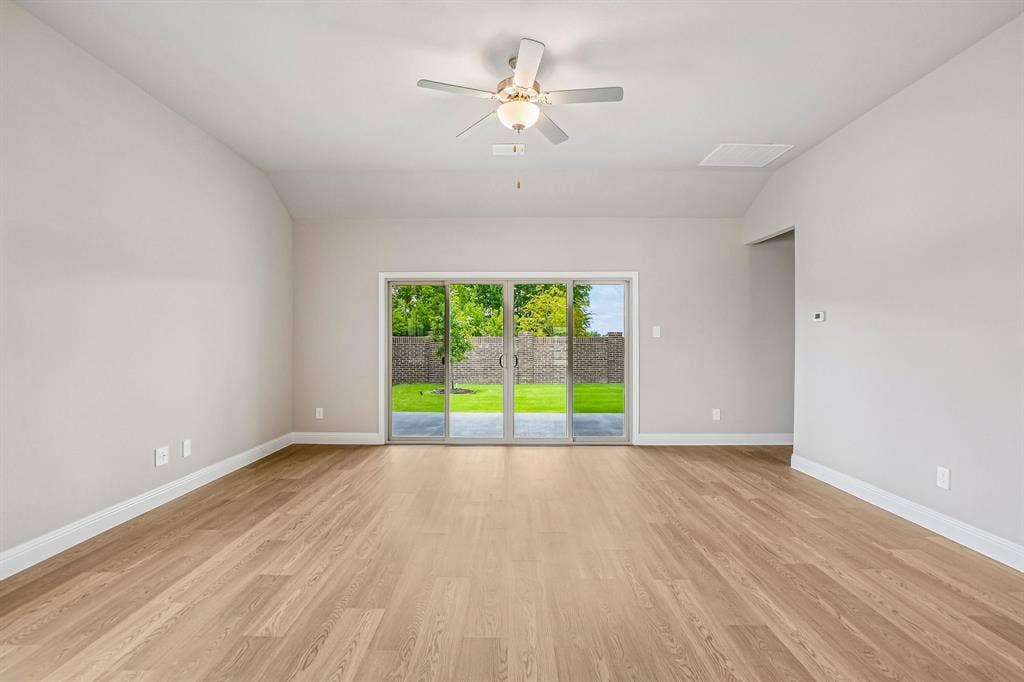 Photo is not of the actual home, but is an inspirational photo of builder’s model home and may depict options, furnishings, and/or decorator features that are not included.