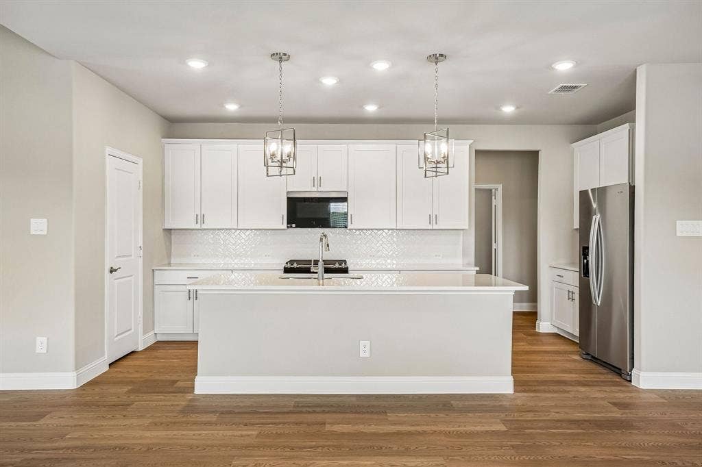 Photo is not of the actual home, but is an inspirational photo of builder’s model home and may depict options, furnishings, and/or decorator features that are not included.