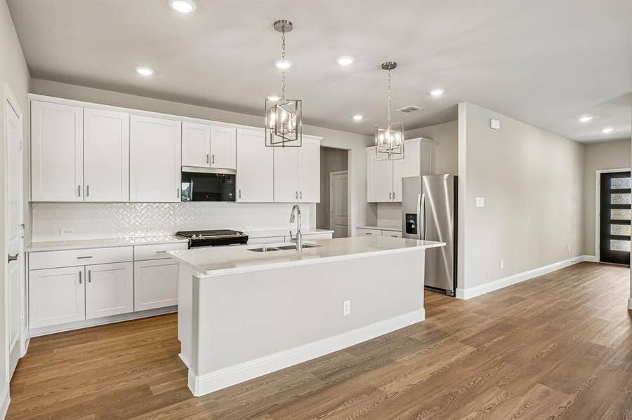 Property photo for 3503 Bastrop Drive, Farmersville, TX