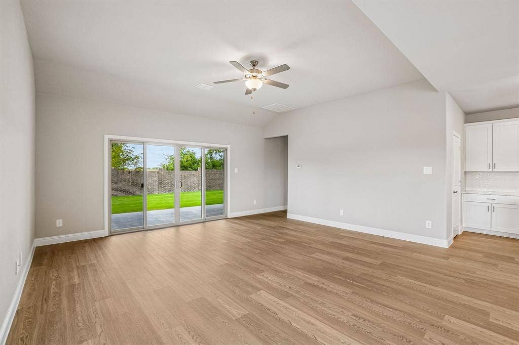Photo is not of the actual home, but is an inspirational photo of builder’s model home and may depict options, furnishings, and/or decorator features that are not included.