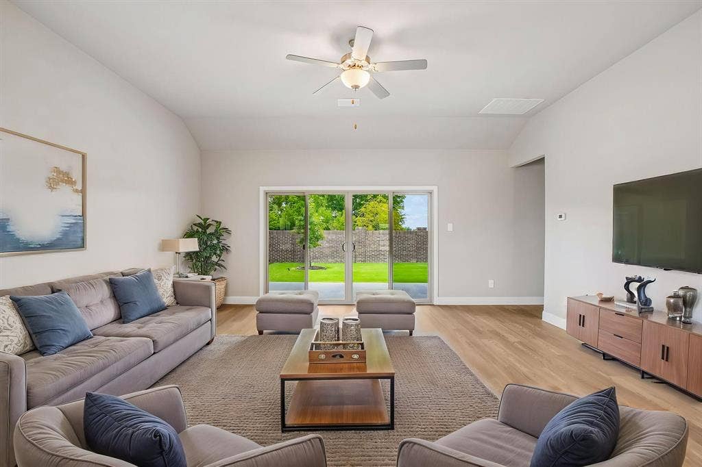 Photo is not of the actual home, but is an inspirational photo of builder’s model home and may depict options, furnishings, and/or decorator features that are not included.