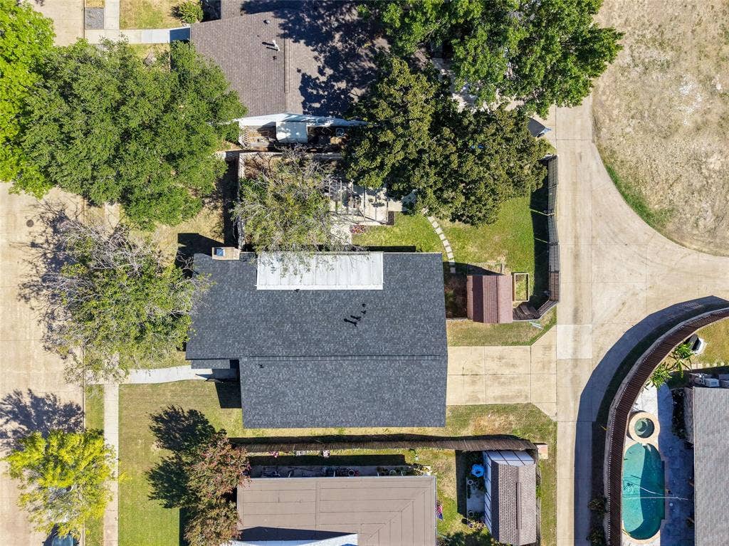 1901 Dodge Trail, Grand Prairie, TX 75052 1901 Dodge Trail, Grand Prairie, TX 75052