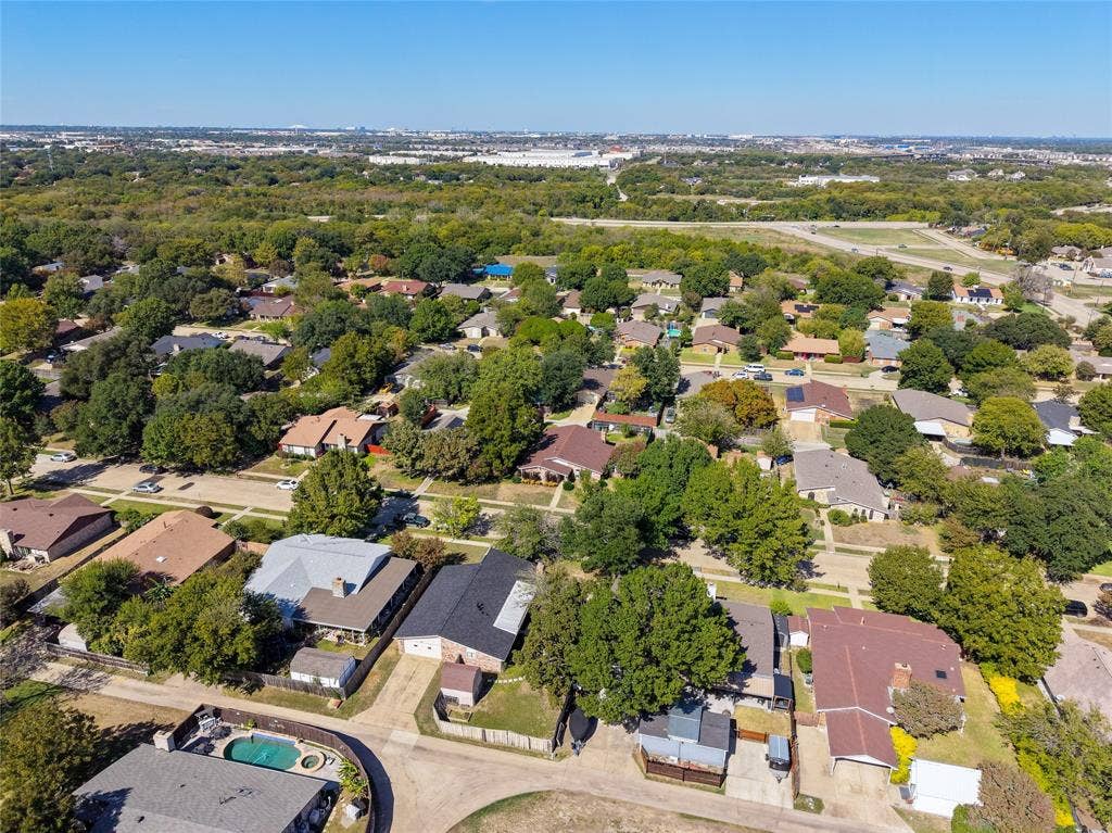 1901 Dodge Trail, Grand Prairie, TX 75052 1901 Dodge Trail, Grand Prairie, TX 75052