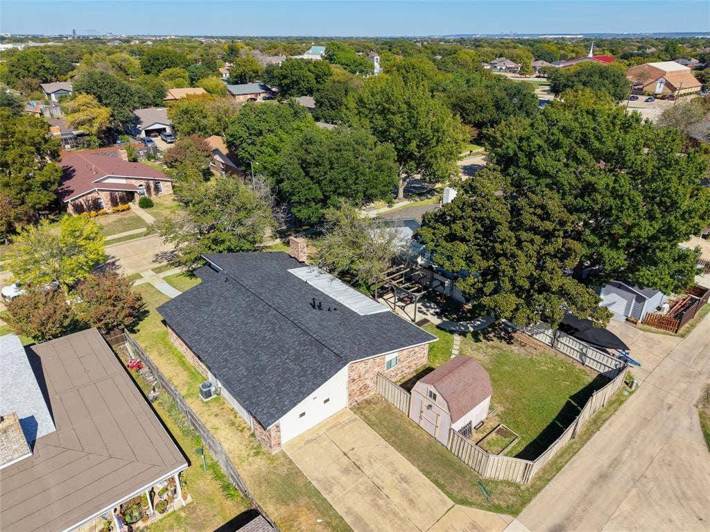 1901 Dodge Trail, Grand Prairie, TX 75052 1901 Dodge Trail, Grand Prairie, TX 75052