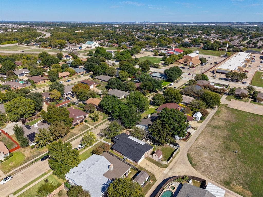 1901 Dodge Trail, Grand Prairie, TX 75052 1901 Dodge Trail, Grand Prairie, TX 75052