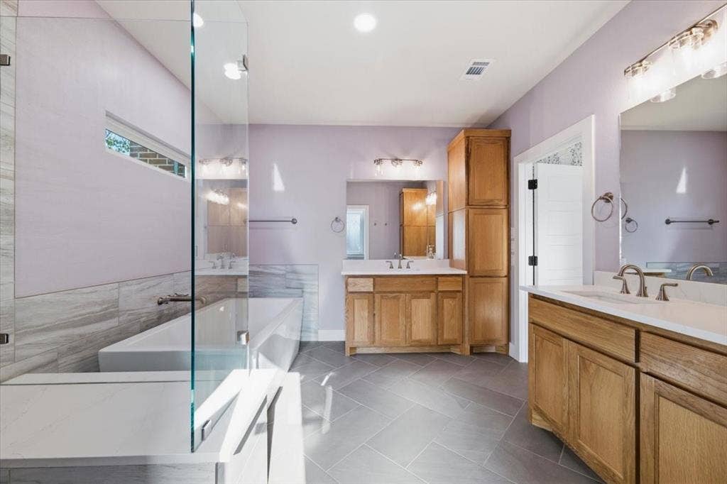 7108 Brisa Drive, Dallas, TX 75223 7108 Brisa Drive, Dallas, TX 75223