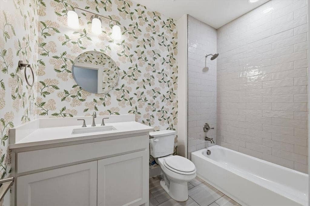 7108 Brisa Drive, Dallas, TX 75223 7108 Brisa Drive, Dallas, TX 75223