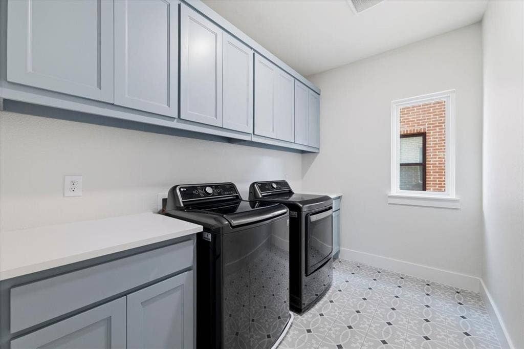 7108 Brisa Drive, Dallas, TX 75223 7108 Brisa Drive, Dallas, TX 75223