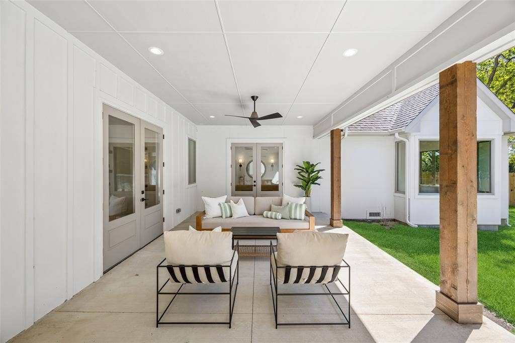 11131 Hillcrest Road, Dallas, TX 75230 11131 Hillcrest Road, Dallas, TX 75230
