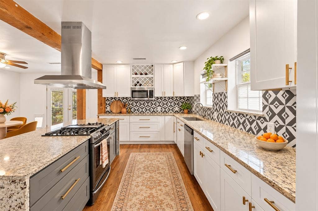 1902 Norfolk Avenue, Dallas, TX 75203 1902 Norfolk Avenue, Dallas, TX 75203